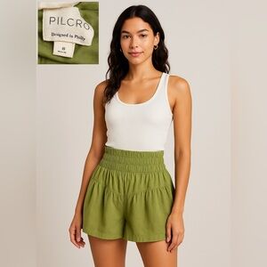 Pilcro Olive Smocked-Waist Flowy Shorts – Size S